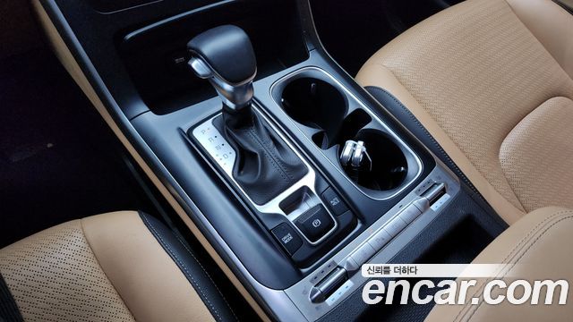 Kia Carnival 2022 thumb 9