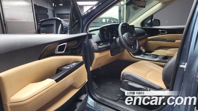 Kia Carnival 2022 thumb 10