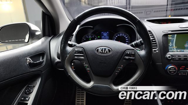 Kia K3 2015 thumb 12