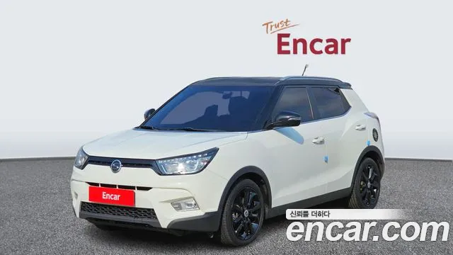 SsangYong Tivoli 2015 thumb 2