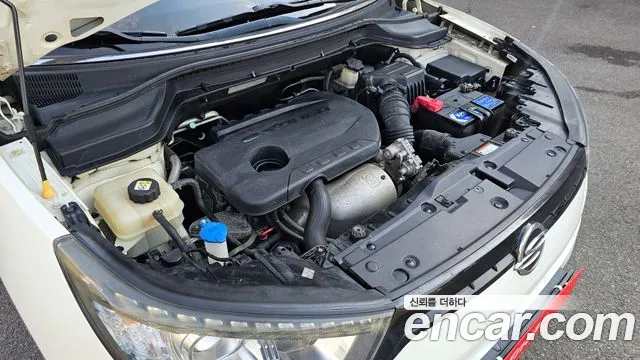 SsangYong Tivoli 2015 thumb 7