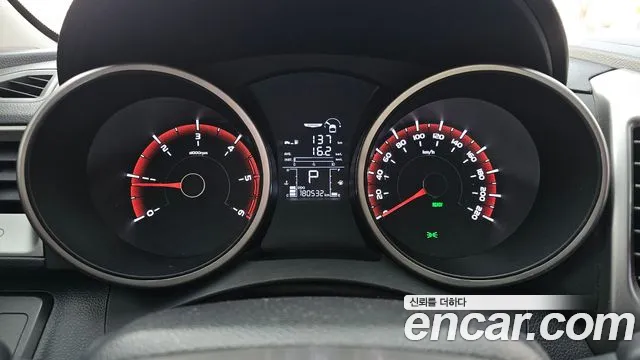 SsangYong Tivoli 2015 thumb 9