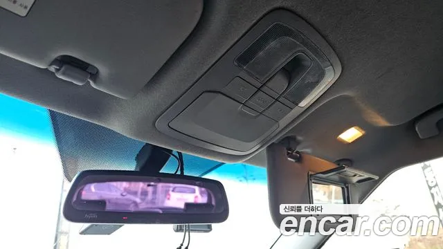 SsangYong Tivoli 2015 thumb 12