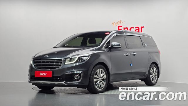 Kia Carnival 2017 thumb 2