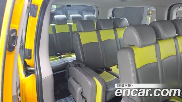Hyundai Starex 2018 thumb 11