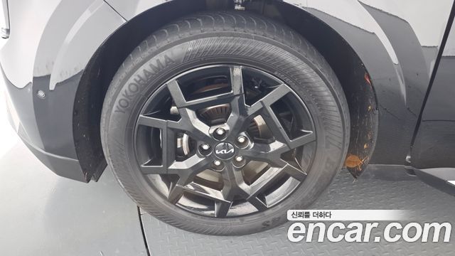 Kia Carnival 2024 thumb 6