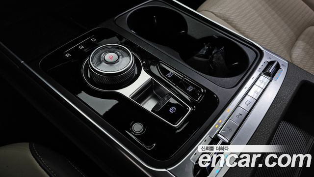 Kia Carnival 2024 thumb 10