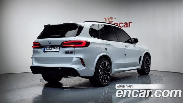BMW X5 M 2023 thumb 3