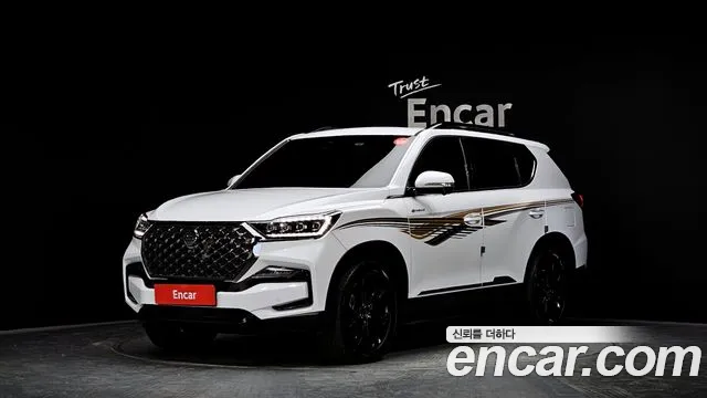 SsangYong Rexton 2022 thumb 2