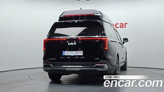 Kia Carnival 2024 thumb 4