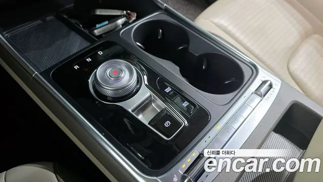 Kia Carnival 2024 thumb 9