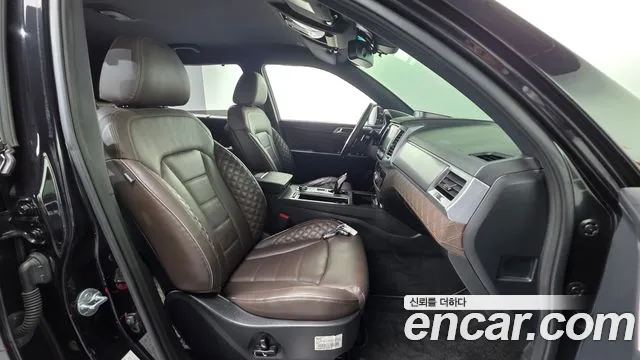 SsangYong Rexton 2022 thumb 10
