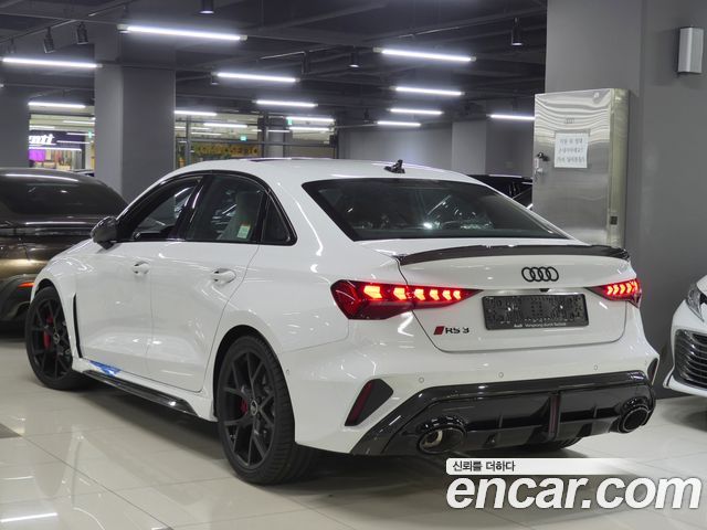 Audi RS 3 2025 thumb 4