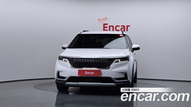 Kia Carnival 2023 thumb 4