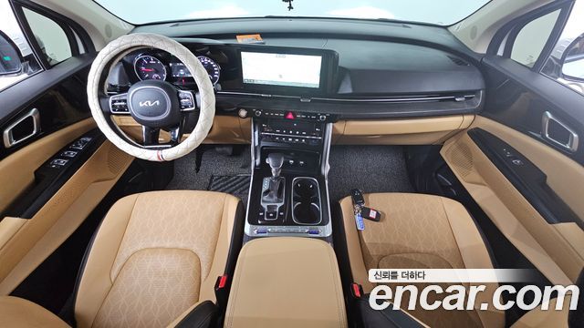 Kia Carnival 2023 thumb 8