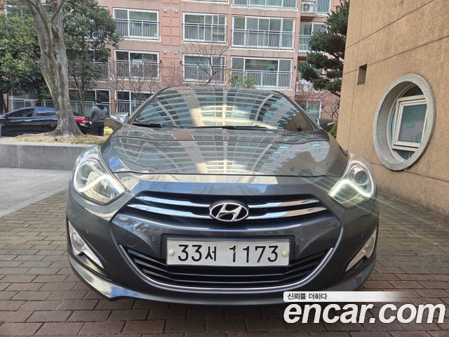 Hyundai i40 2012 thumb 3