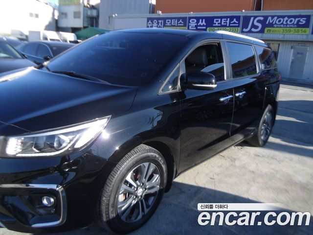 Kia Carnival 2018 thumb 3