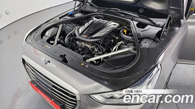 Genesis G90 2016 thumb 7