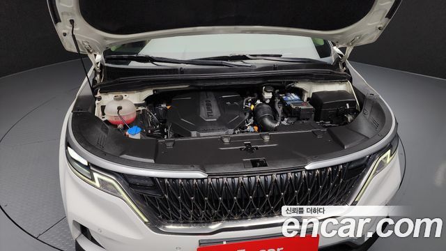 Kia Carnival 2022 thumb 7