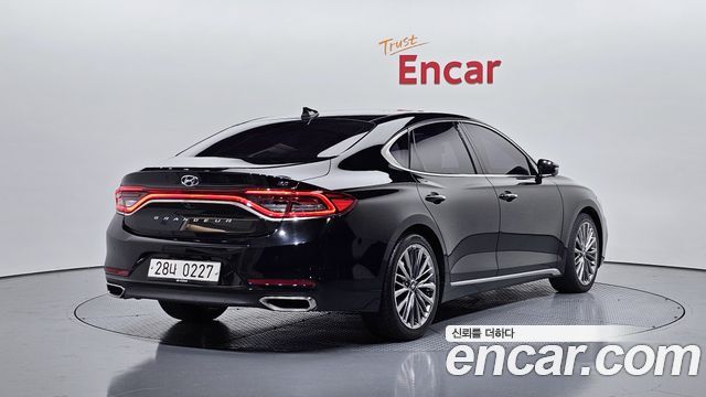 Hyundai Grandeur 2016 thumb 3