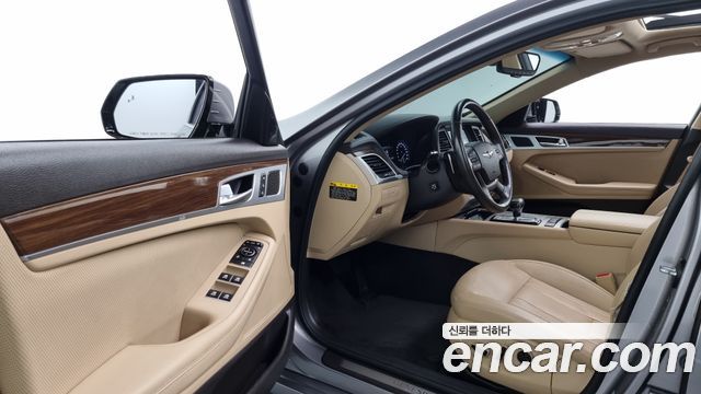 Genesis G80 2019 thumb 12