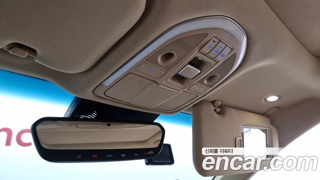 Genesis G80 2019 thumb 11