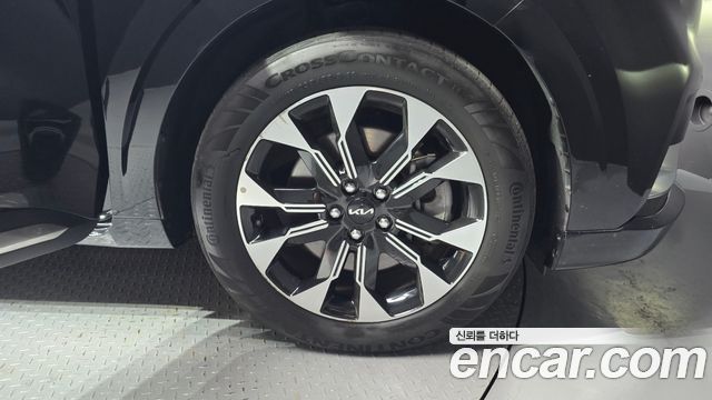 Kia Carnival 2022 thumb 6