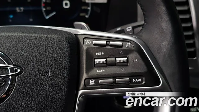 SsangYong Rexton 2021 thumb 12