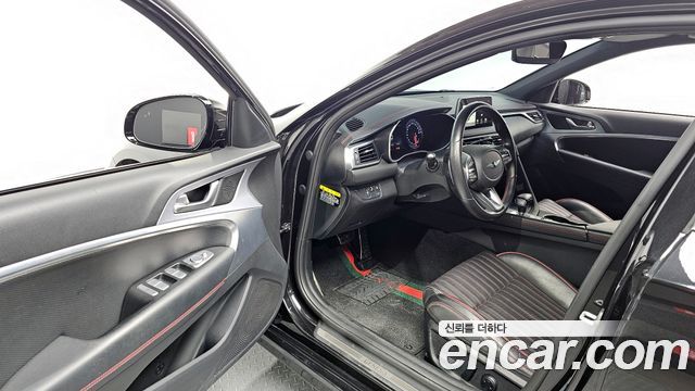 Genesis G70 2017 thumb 10