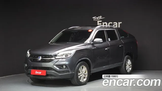 SsangYong Rexton 2019 thumb 2