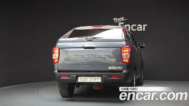 SsangYong Rexton 2019 thumb 4