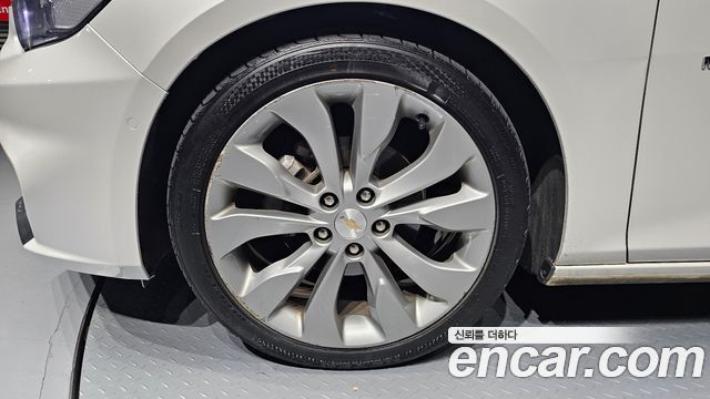 Chevrolet Malibu 2017 thumb 5