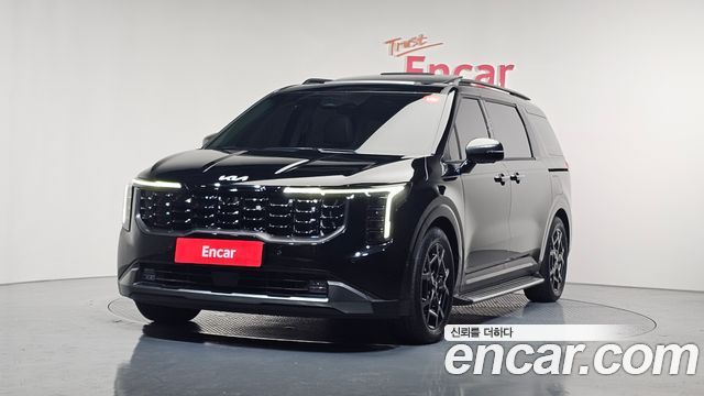 Kia Carnival 2023 thumb 2
