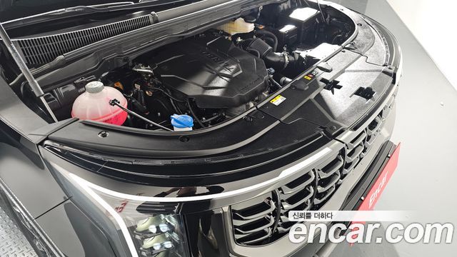 Kia Carnival 2023 thumb 6
