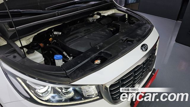 Kia Carnival 2019 thumb 6