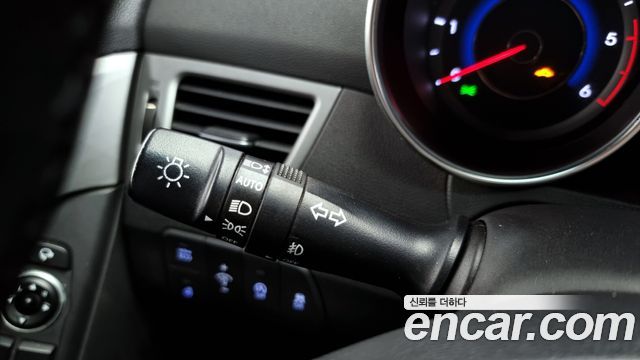 Hyundai Avante 2014 thumb 12