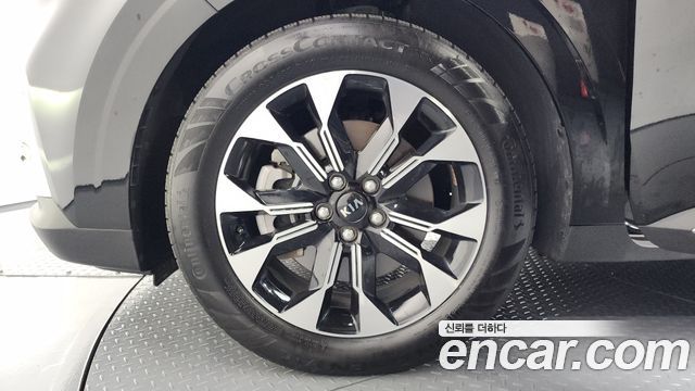 Kia Carnival 2021 thumb 6