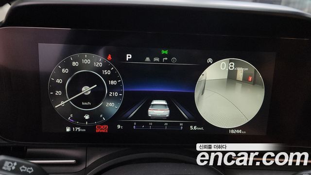 Kia Carnival 2021 thumb 9