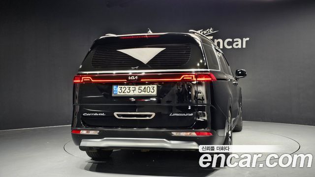 Kia Carnival 2020 thumb 4