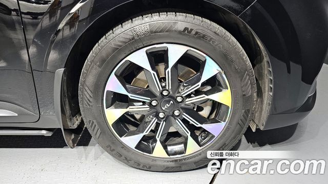 Kia Carnival 2020 thumb 5