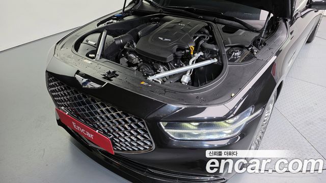 Genesis G90 2019 thumb 6