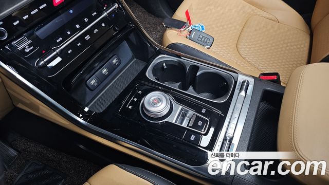 Kia Carnival 2023 thumb 9