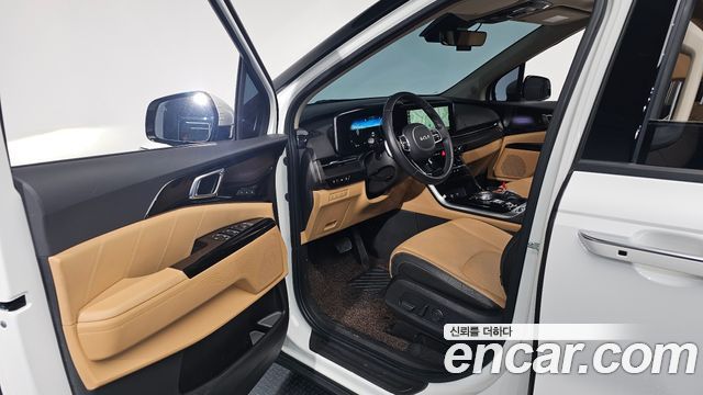 Kia Carnival 2023 thumb 10