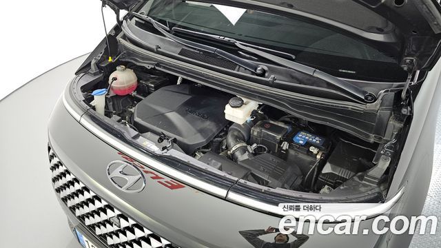 Hyundai Staria 2021 thumb 7