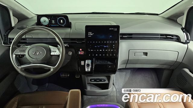 Hyundai Staria 2021 thumb 8