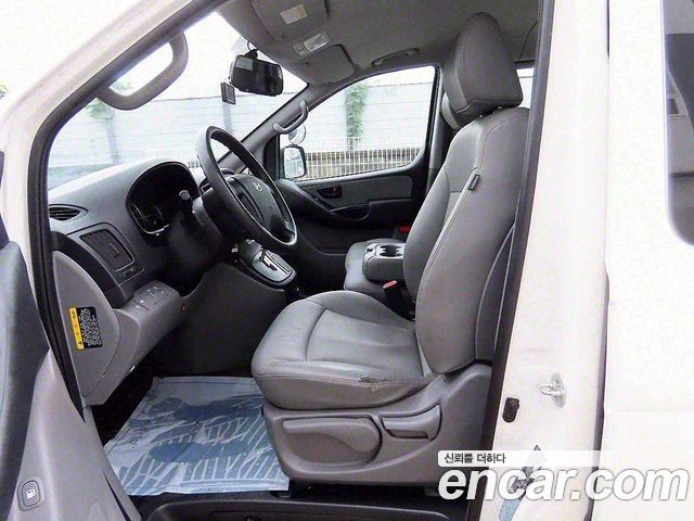 Hyundai Starex 2017 thumb 5