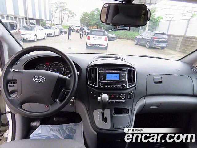Hyundai Starex 2017 thumb 8