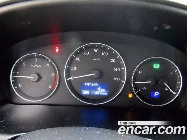 Hyundai Starex 2017 thumb 10