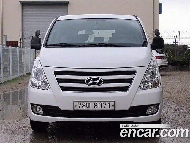 Hyundai Starex 2017 thumb 12