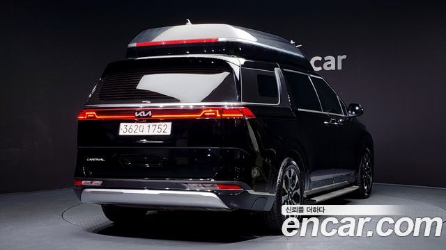 Kia Carnival 2022 thumb 3